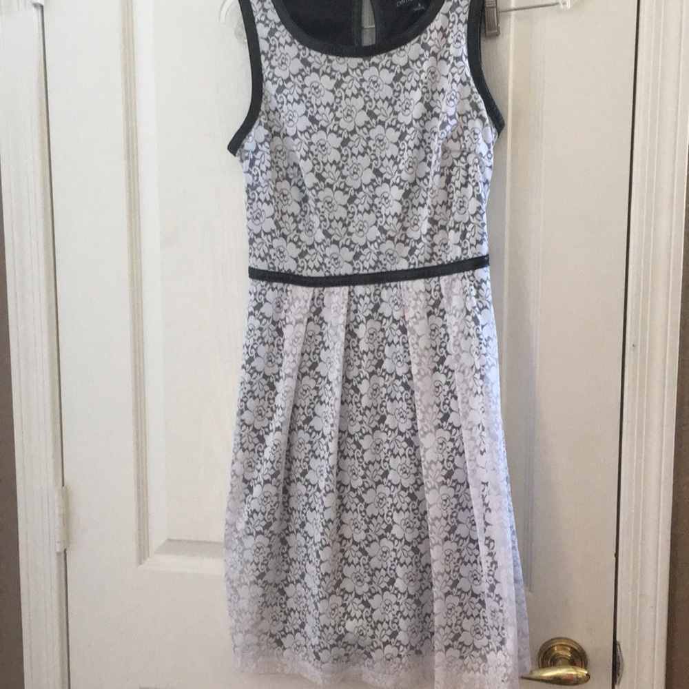 FINAL MARKDOWN Ladies Cynthia rowley dress 4